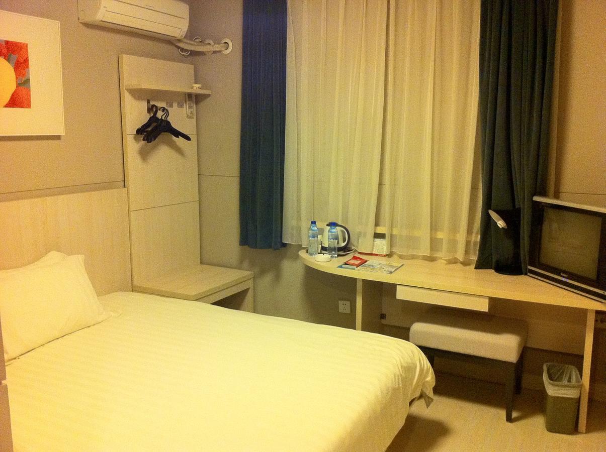 Jinjiang Inn - Wuhan Ziyang Road Zewnętrze zdjęcie